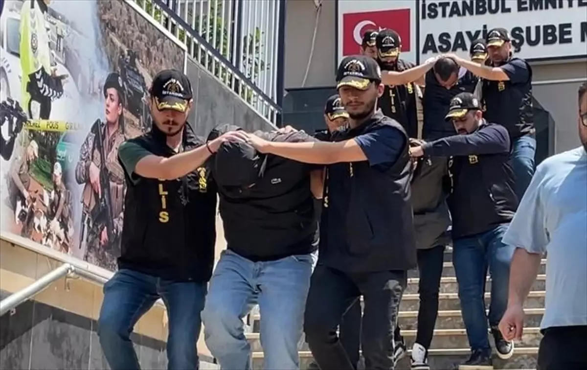 Bahçelievler'de Kuyumcu Gasbına İki Tutuklama
