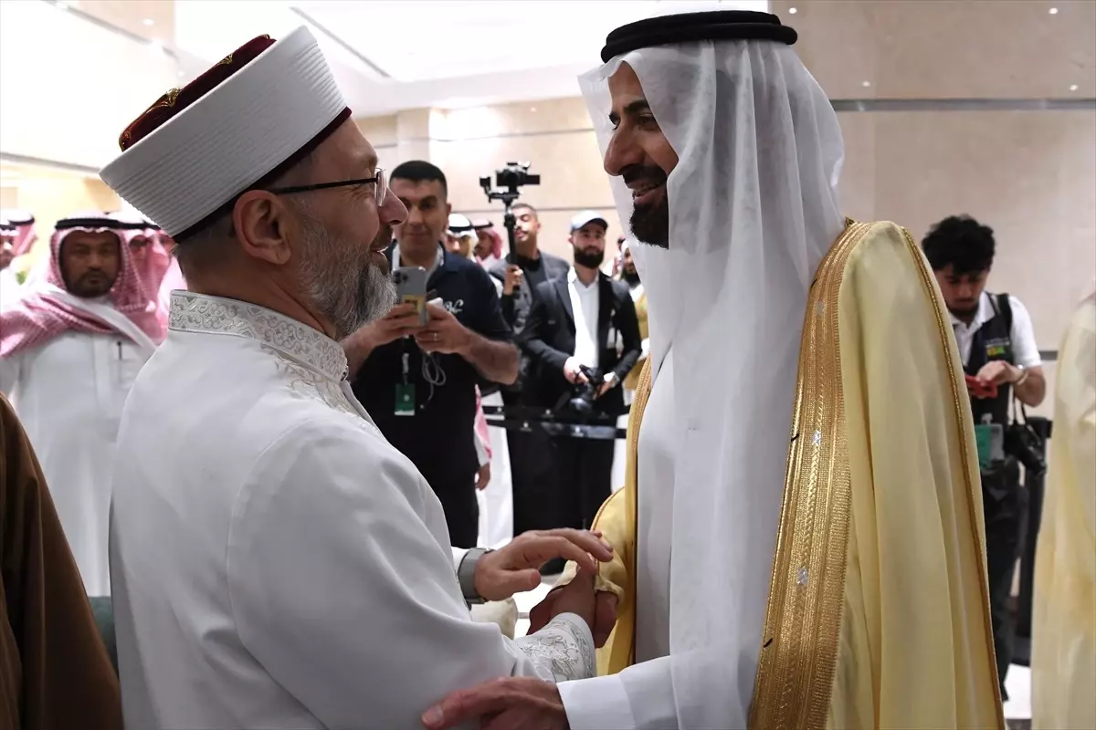 Diyanet'ten Elmas Ödül