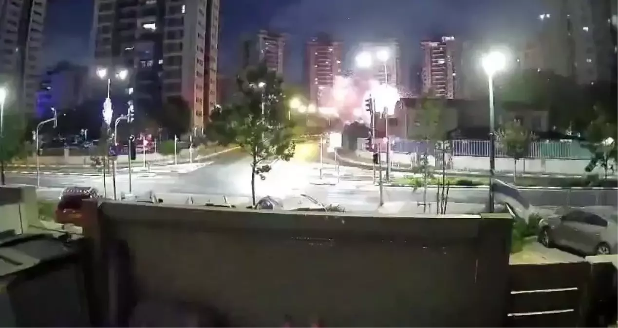 İran, İsrail'e Balistik Füze Saldırısı Düzenledi