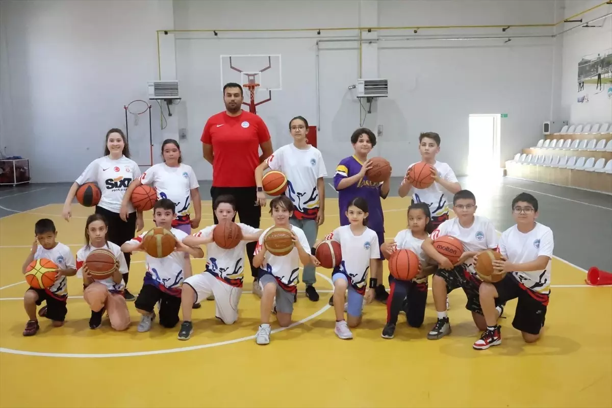 Kayseri'de Yaz Spor Okulları Başladı