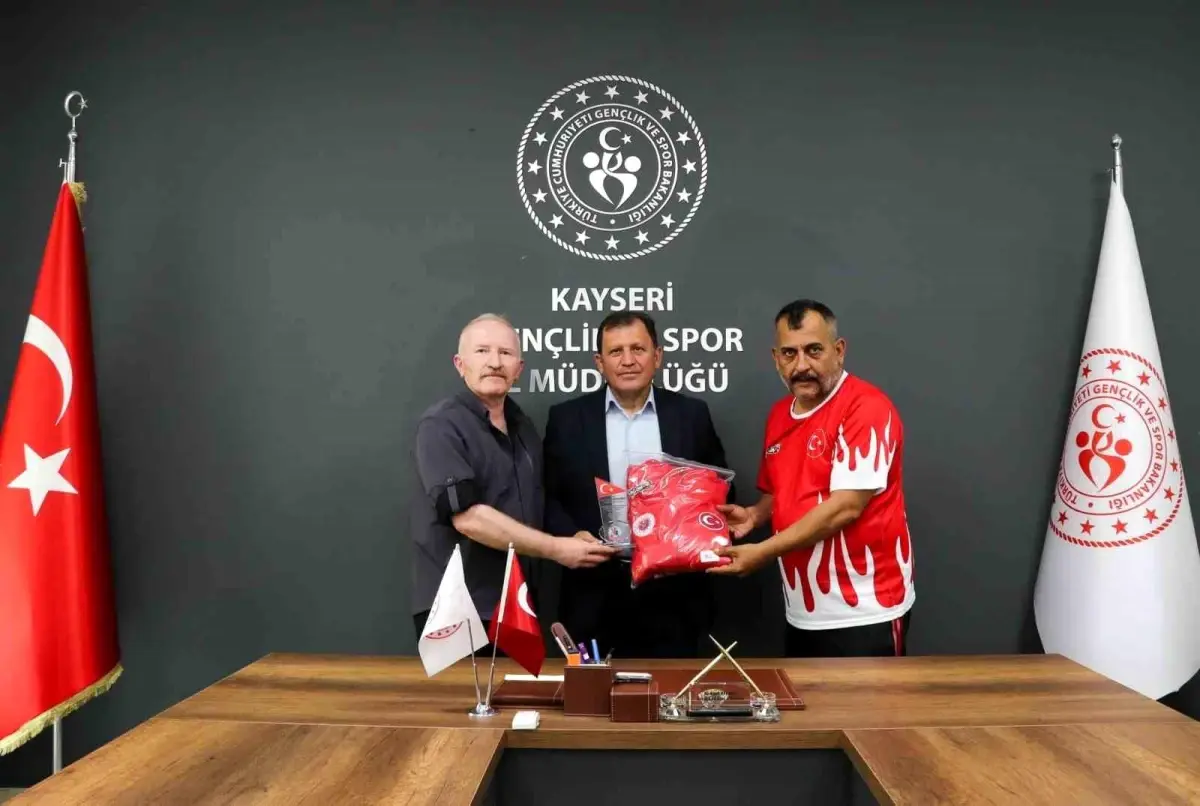 Kayserili Sporcular Antalya'dan Madalyalarla Döndü