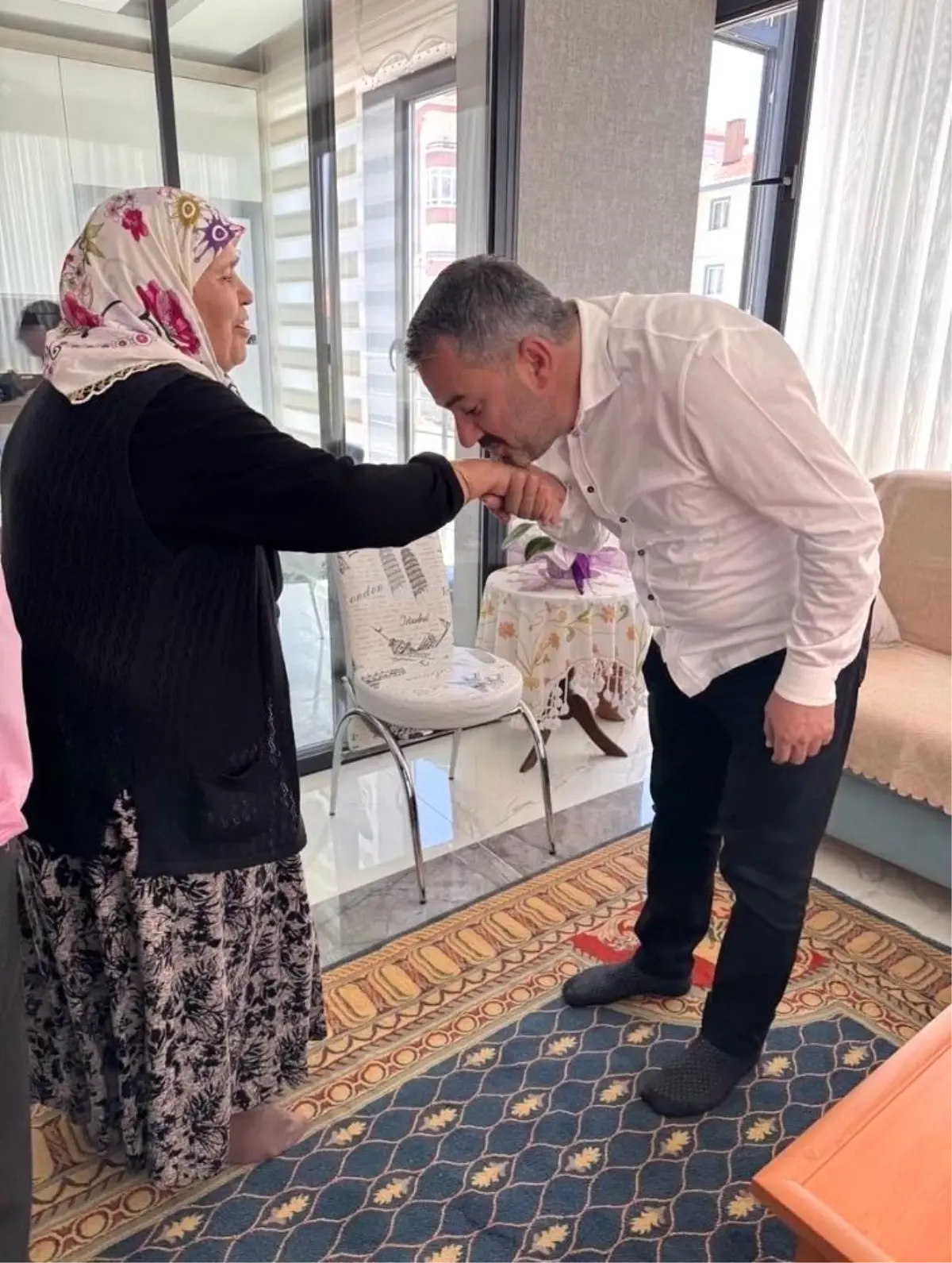 Pursaklar Belediye Başkanı Çetin'den şehit ailelerine ziyaret