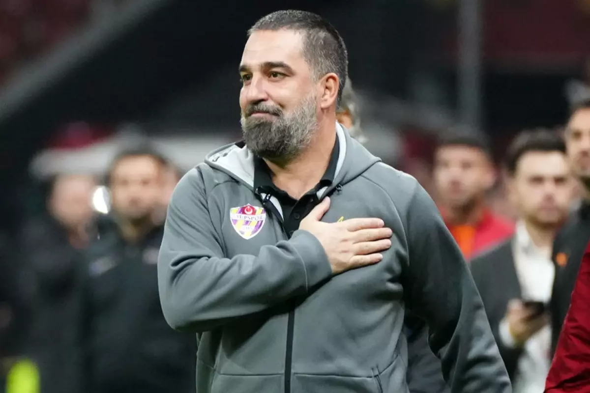 Resmi teklifin eli kulağında! Arda Turan ilk transferini Süper Lig devinden yapıyor