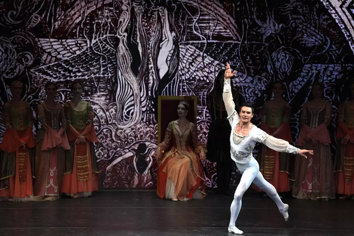 Rus Bale Şaheseri İzmir'de