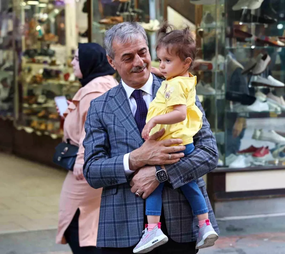 Sakarya Büyükşehir Belediye Başkanı Alemdar Kurban Bayramında Vatandaşlarla Bir Araya Geldi