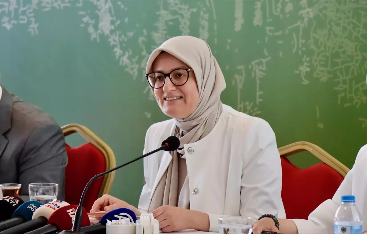 Uygur: Gönül Köprüleriyle Hizmete Devam