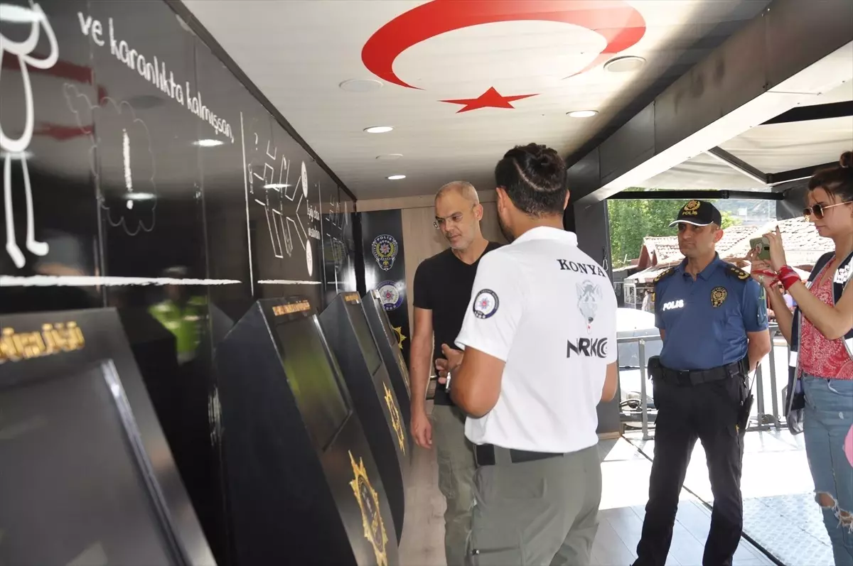 Akşehir'de Narkotik Tırı Bilgilendirdi