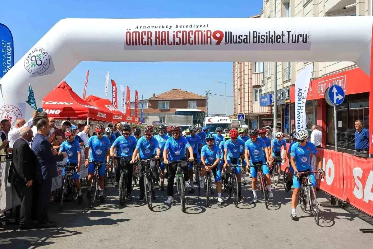 Arnavutköy'de 9. Ömer Halisdemir Bisiklet Turu başladı