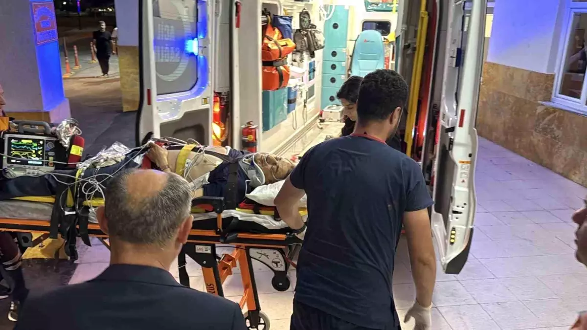 Eski Vali Erol Karaömeroğlu Trafik Kazasında Hayatını Kaybetti