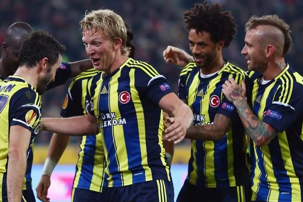 Fenerbahçe'nin eski yıldızından taraftarı yıkan sözler