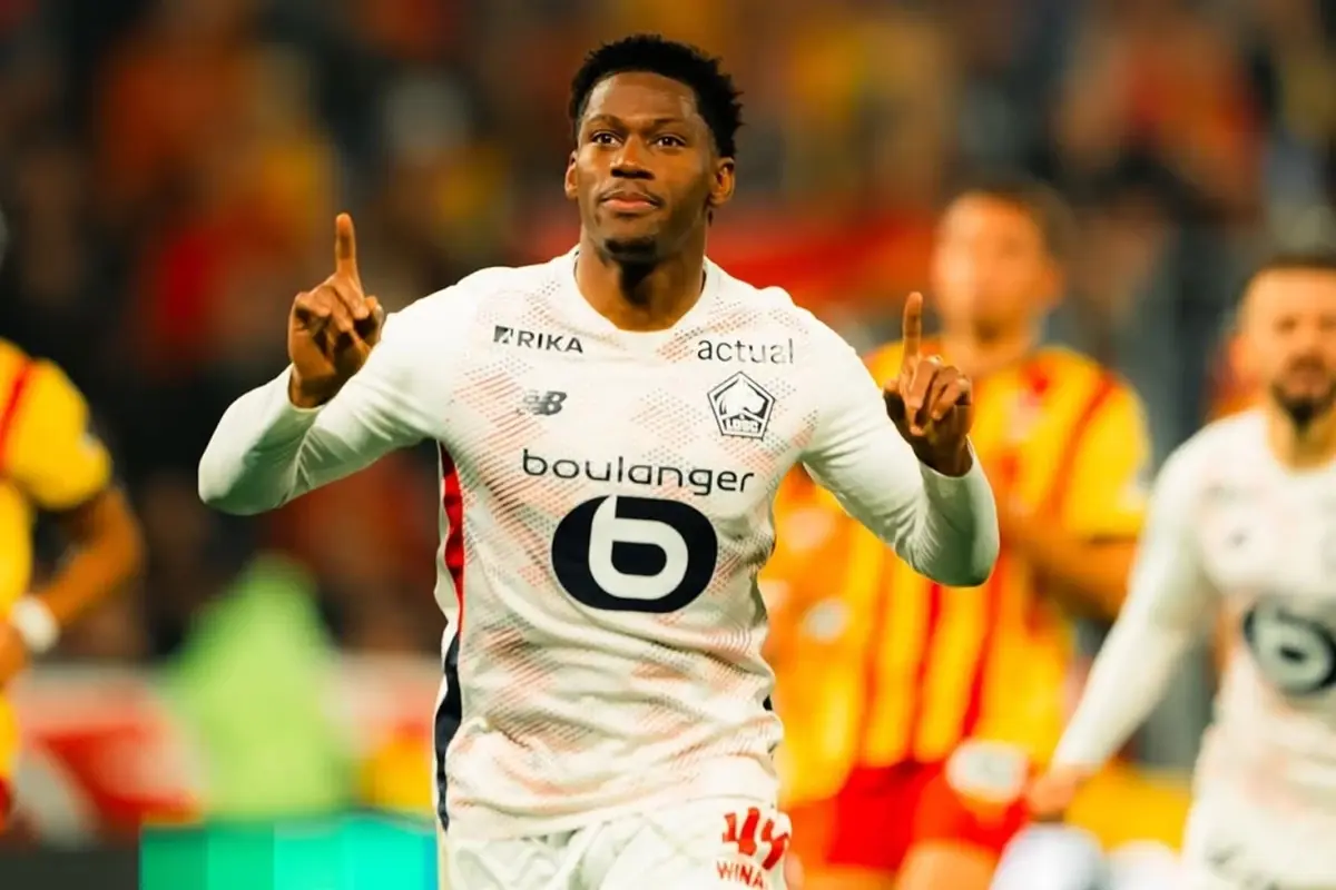 Fenerbahçe'ye kötü haber! Jonathan David'i resmen açıkladılar