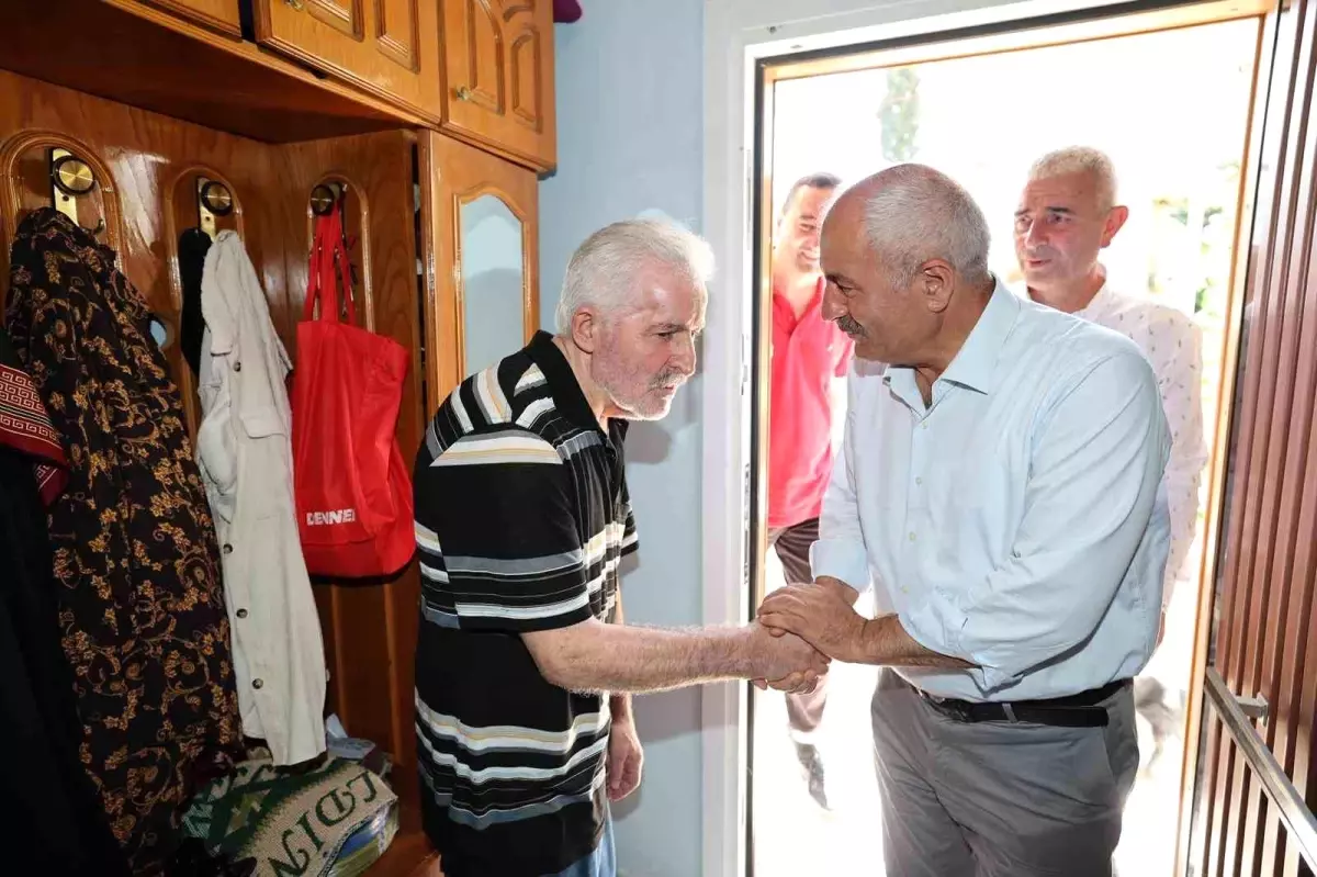 Gebze Belediye Başkanı Büyükgöz, Kıbrıs Gazisi Ahmet Yaylak'ı Ziyaret Etti