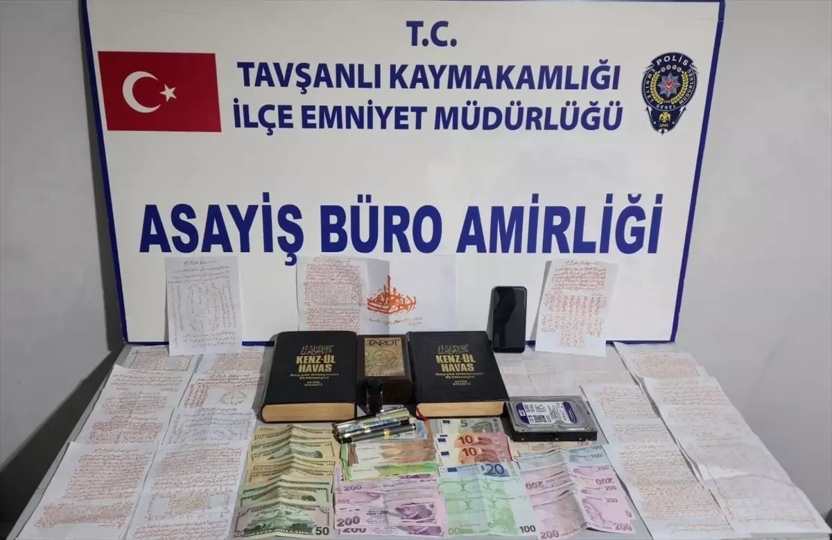 Kütahya'da Büyücülükle Dolandırıcılık Operasyonu