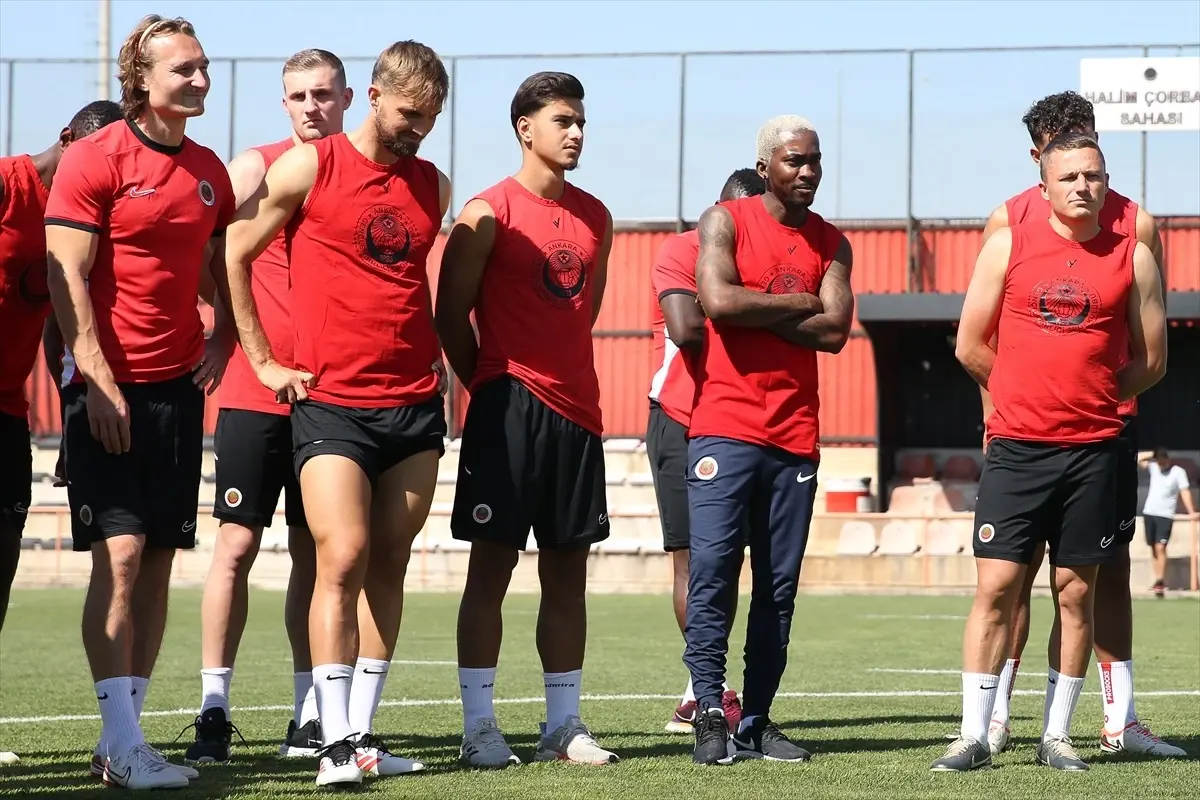 Onyekuru Gençlerbirliği'nde İlk Antrenmanına Çıktı