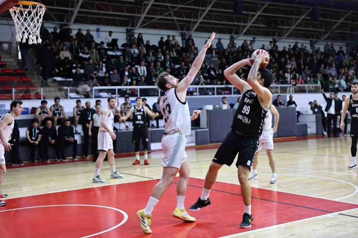 Sakarya Basketbol Yeni İsimlerle Güçlendi